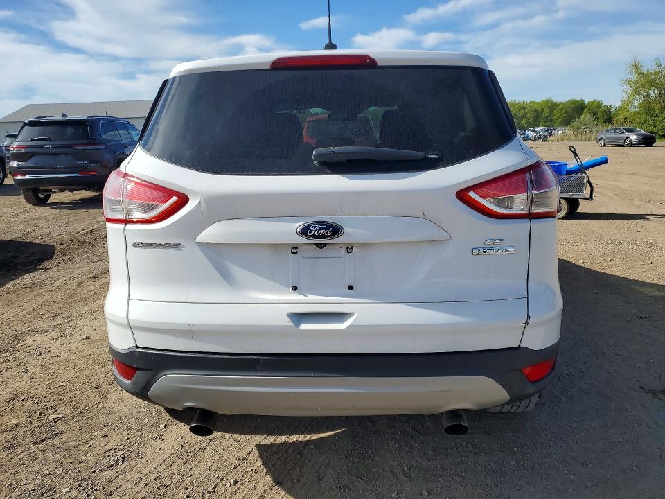 2014 Ford Escape მანქანა იყიდება აუქციონზე, vin: 1FMCU9GX9EUE40593, აუქციონის ნომერი: 53879856