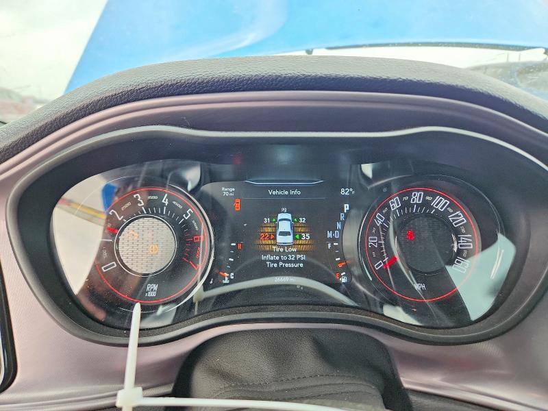 Продажа на аукционе авто 2023 Dodge Challenger, vin: 2C3CDZBT2PH694147, номер лота: 53424096