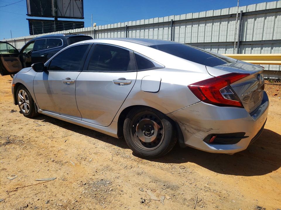 53725896 :رقم المزاد ، 2HGFC2F58JH592777 vin ، 2018 Honda Civic مزاد بيع