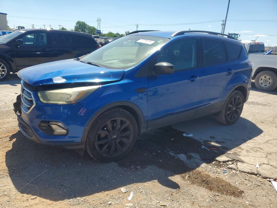 Продаж на аукціоні авто 2017 Ford Escape, vin: 1FMCU0GD4HUA80915, номер лоту: 52706306