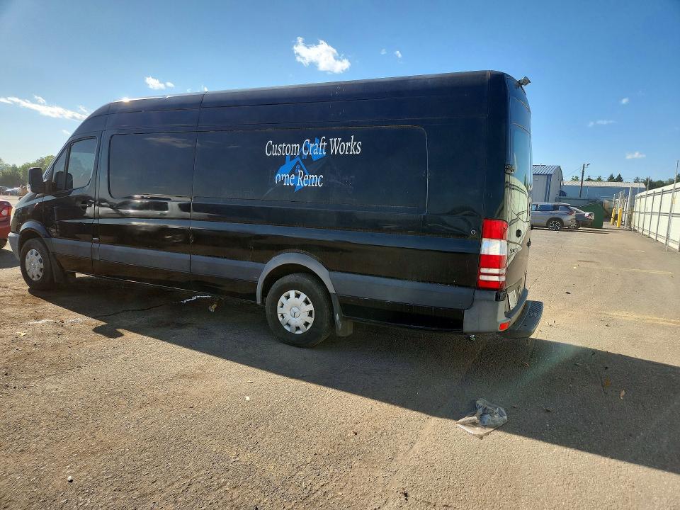 55446656 :رقم المزاد ، WD3PE8CC8B5531693 vin ، 2011 Mercedes-benz Sprinter مزاد بيع