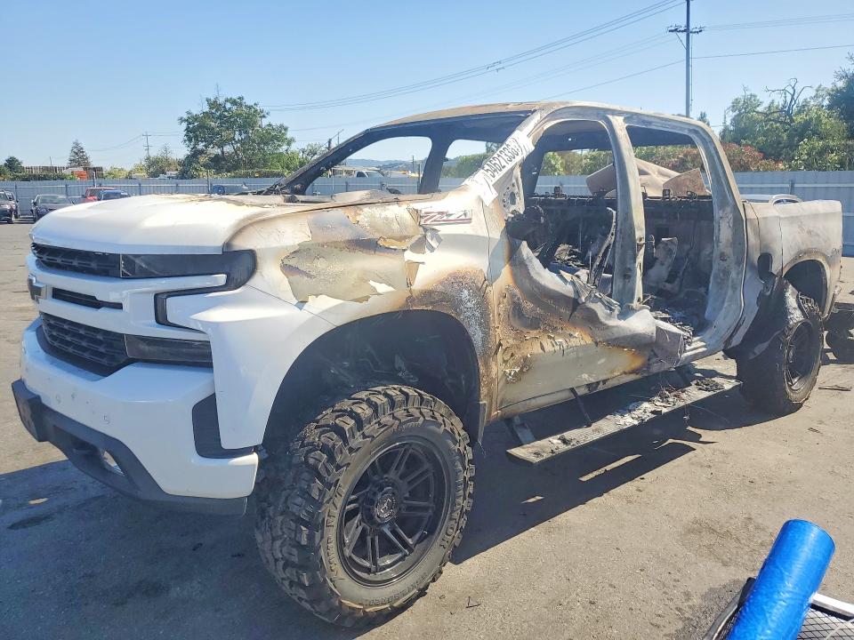 54621336 :رقم المزاد ، 3GCUYEED3MG235884 vin ، 2021 Chevrolet Silverado مزاد بيع