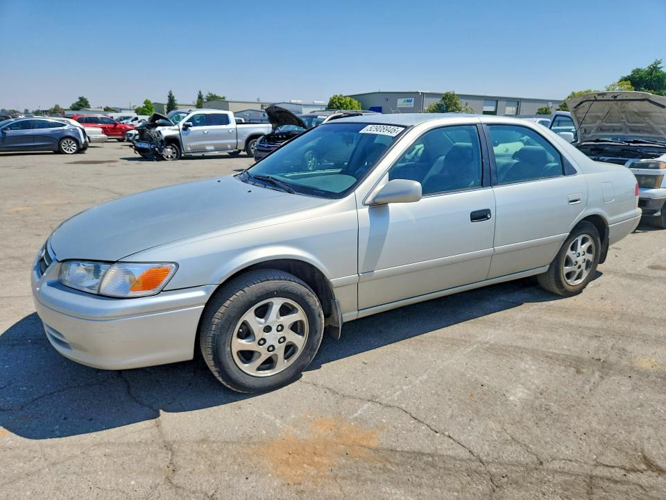 2001 Toyota Camry მანქანა იყიდება აუქციონზე, vin: 4T1BF22K61U968238, აუქციონის ნომერი: 52908946