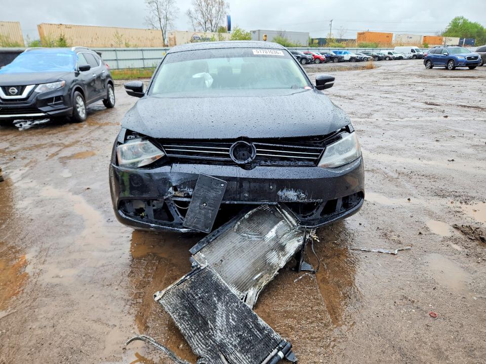 51701036 :رقم المزاد ، 3VWLX7AJ5DM405893 vin ، 2013 Volkswagen Jetta مزاد بيع