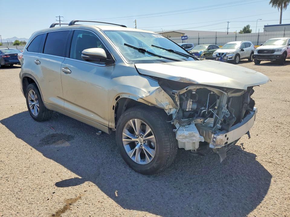 58387916 :رقم المزاد ، 5TDZKRFH8FS114790 vin ، 2015 Toyota Highlander مزاد بيع