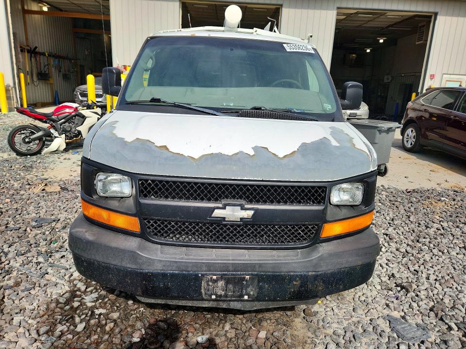 55356236 :رقم المزاد ، 1GCGG25C091108487 vin ، 2009 Chevrolet Express G2500 مزاد بيع