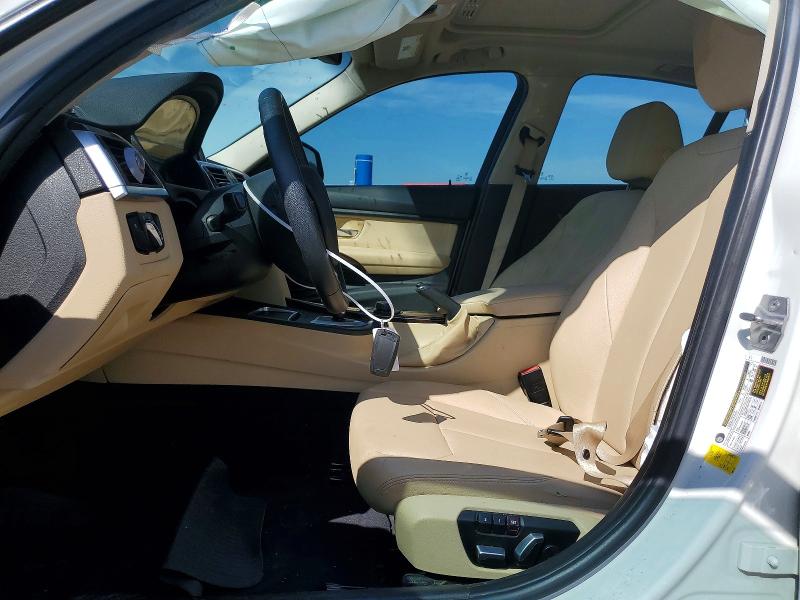 53095386 :رقم المزاد ، WBA8E1G30HNU16507 vin ، 2017 Bmw 320 مزاد بيع