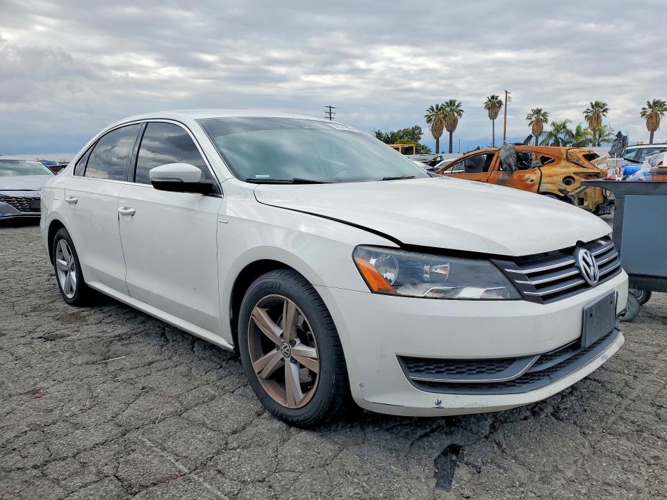 Продажа на аукционе авто 2014 Volkswagen Passat, vin: 1VWAT7A35EC052188, номер лота: 51571586