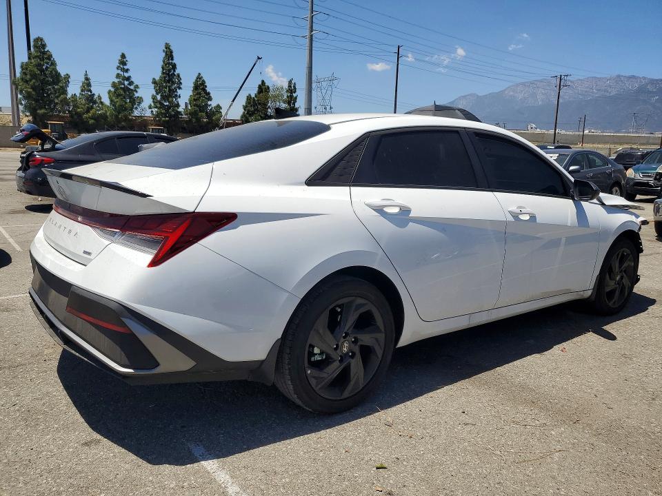 2026 Hyundai Elantra Hybrid მანქანა იყიდება აუქციონზე, vin: KMHLM4DJ7TU183515, აუქციონის ნომერი: 54165386