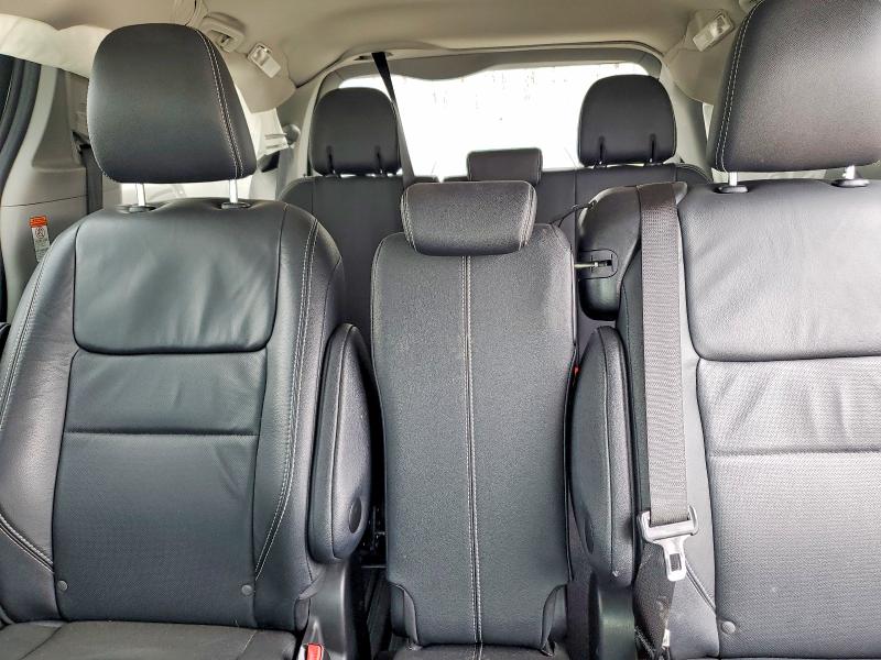 52711156 :رقم المزاد ، 5TDXZ3DC3HS834086 vin ، 2017 Toyota Sienna مزاد بيع