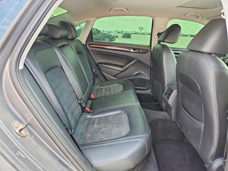 54126336 :رقم المزاد ، 1VWCN7A39EC068588 vin ، 2014 Volkswagen Passat مزاد بيع