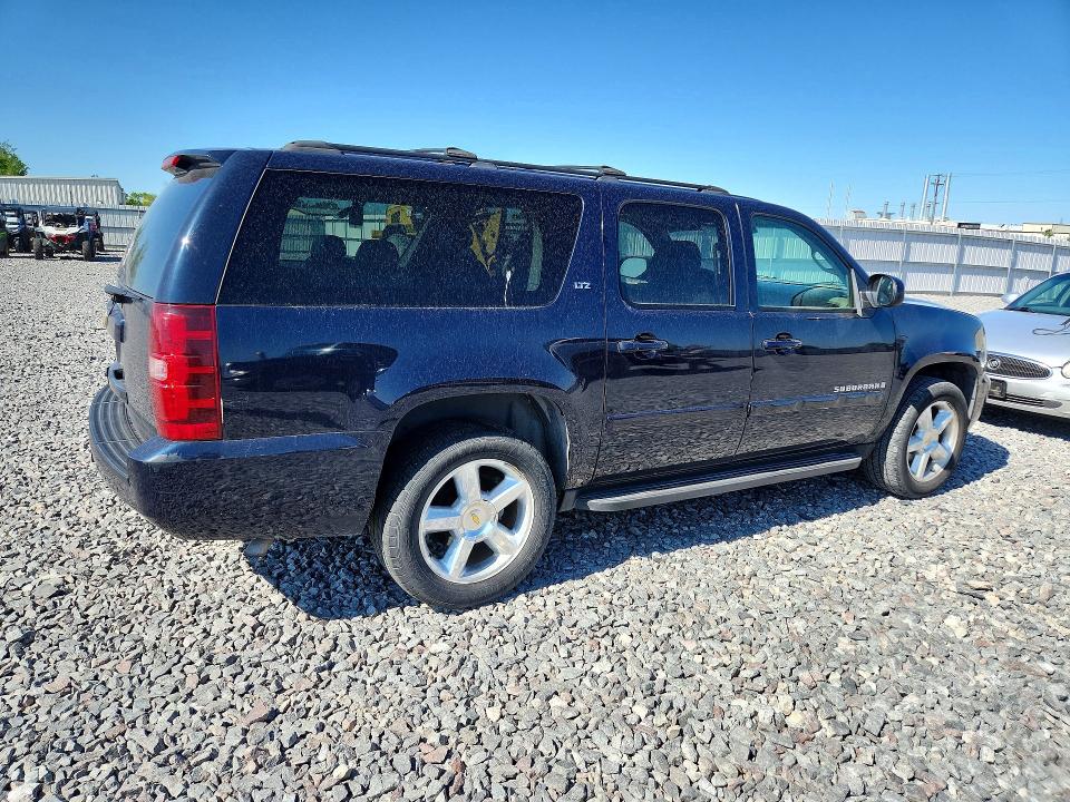 55510236 :رقم المزاد ، 1GNFC16017J173696 vin ، 2007 Chevrolet Suburban مزاد بيع