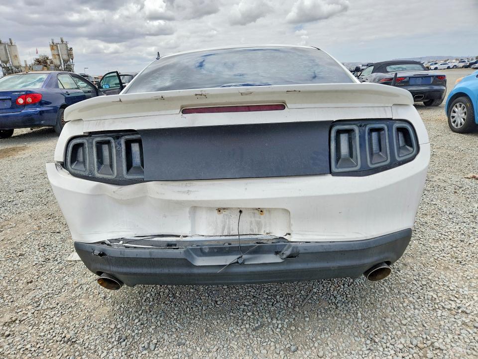 55032636 :رقم المزاد ، 1ZVBP8AM9C5239832 vin ، 2012 Ford Mustang مزاد بيع