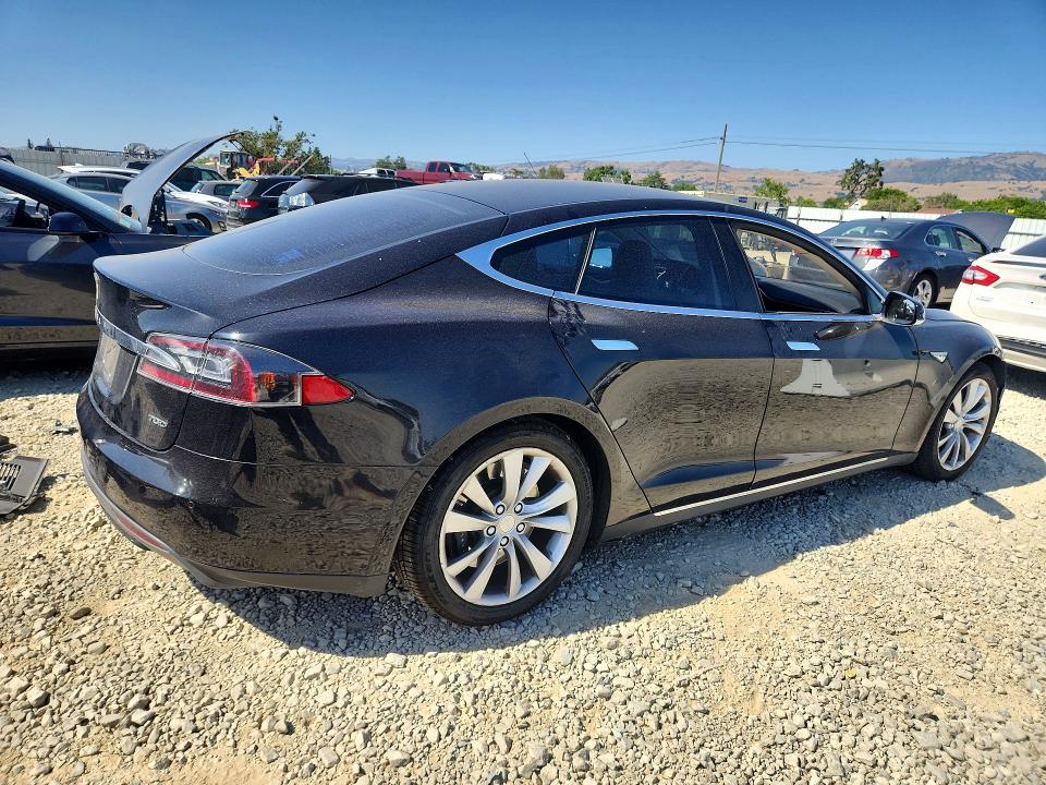 Продаж на аукціоні авто 2015 Tesla Model S, vin: 5YJSA1S23FF082729, номер лоту: 54542806
