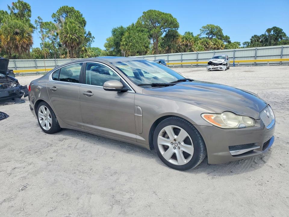 53774996 :رقم المزاد ، SAJWA0FB0BLR94586 vin ، 2011 Jaguar Xf مزاد بيع