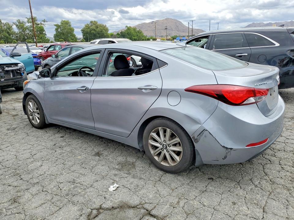 52332056 :رقم المزاد ، 5NPDH4AE6FH599378 vin ، 2015 Hyundai Elantra مزاد بيع