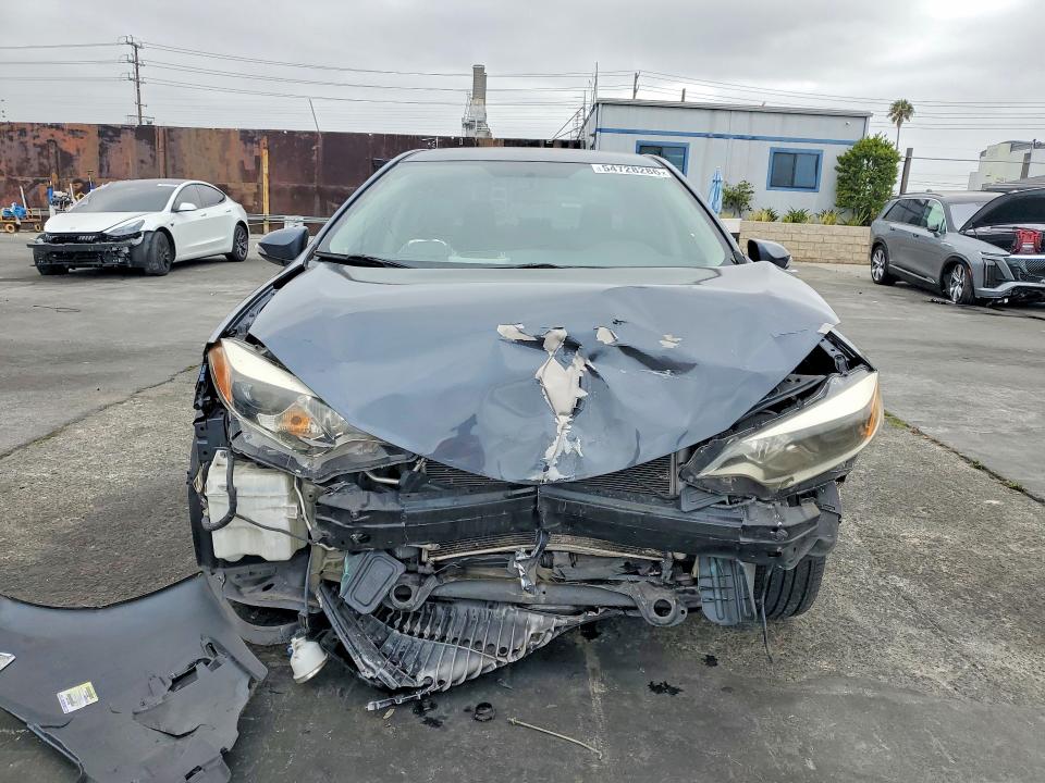 54728286 :رقم المزاد ، 5YFBURHE6FP237110 vin ، 2015 Toyota Corolla مزاد بيع