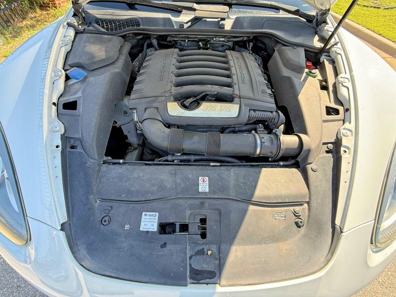 55159076 :رقم المزاد ، WP1AA2A28ELA02404 vin ، 2014 Porsche Cayenne مزاد بيع