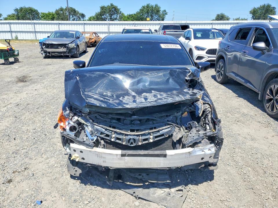 53072706 :رقم المزاد ، 19VDE1F58DE011670 vin ، 2013 Acura Ilx مزاد بيع
