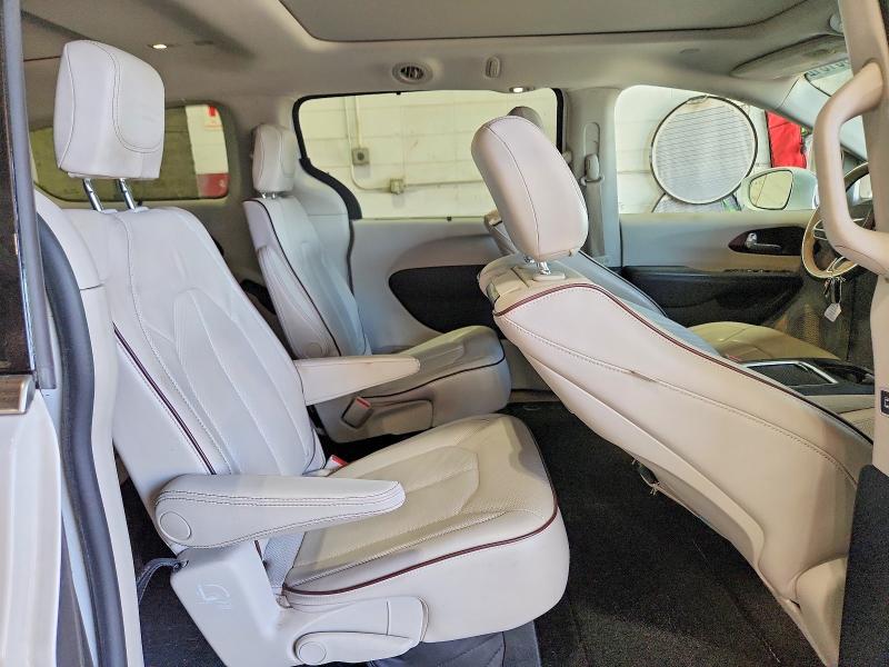 Продажа на аукционе авто 2017 Chrysler Pacifica, vin: 2C4RC1GG6HR506859, номер лота: 54551816