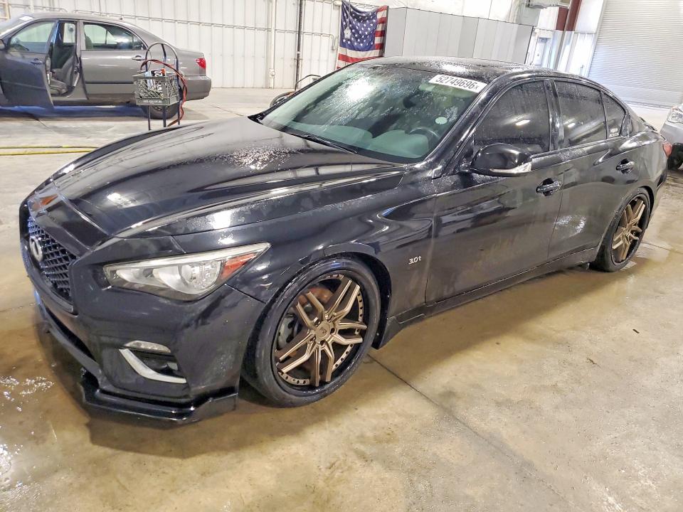 52749696 :رقم المزاد ، JN1EV7AR0JM434073 vin ، 2018 Infiniti Q50 مزاد بيع