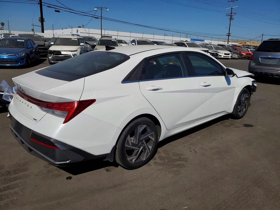 2025 Hyundai Elantra მანქანა იყიდება აუქციონზე, vin: KMHLN4DJ8SU141687, აუქციონის ნომერი: 54154126