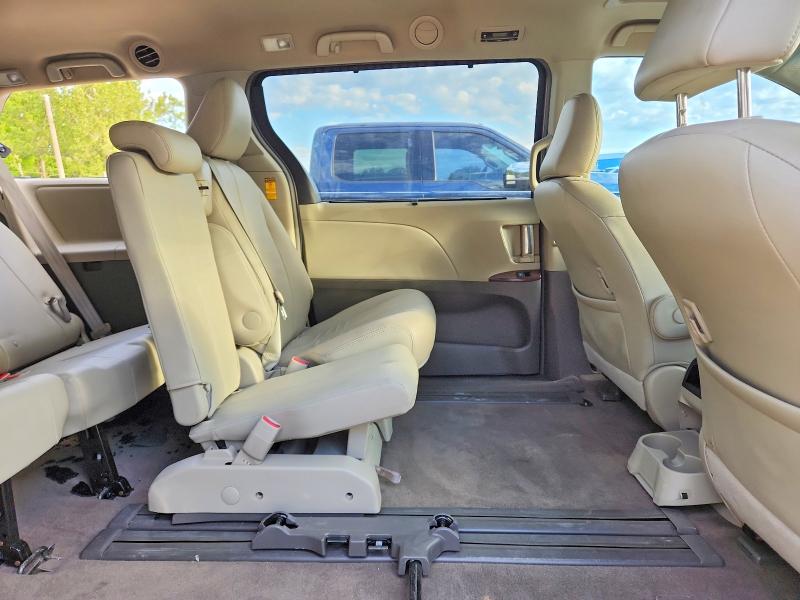 Продажа на аукционе авто 2014 Toyota Sienna, vin: 5TDYK3DC7ES460831, номер лота: 52539416
