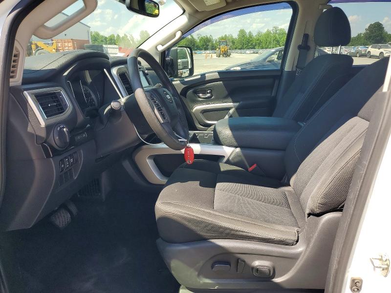54688966 :رقم المزاد ، 1N6AA1E66HN531347 vin ، 2017 Nissan Titan مزاد بيع