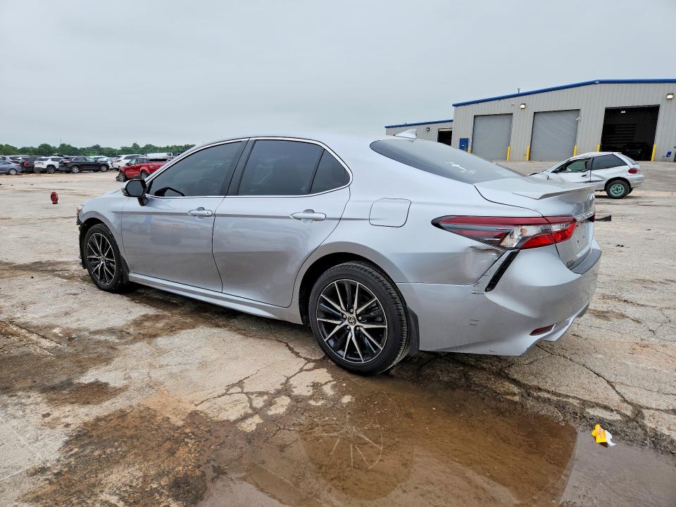 Продаж на аукціоні авто 2022 Toyota Camry, vin: 4T1G11AKXNU621260, номер лоту: 54152096