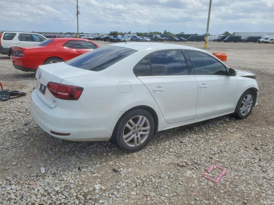 50401756 :رقم المزاد ، 3VW2B7AJ6HM324482 vin ، 2017 Volkswagen Jetta مزاد بيع