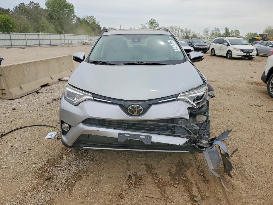 Продаж на аукціоні авто 2018 Toyota Rav4, vin: 2T3DFREV8JW758285, номер лоту: 53270796