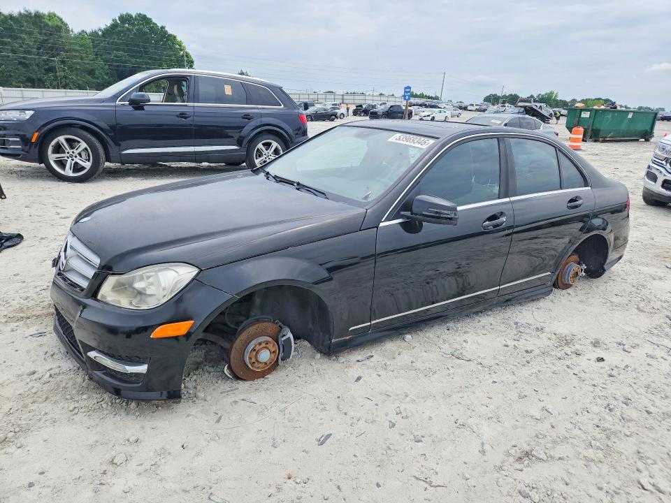 53969346 :رقم المزاد ، WDDGF4HB0DA810180 vin ، 2013 Mercedes-benz C مزاد بيع