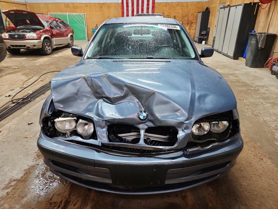 Продажа на аукционе авто 1999 Bmw 323, vin: WBAAM333XXKC62428, номер лота: 52482336