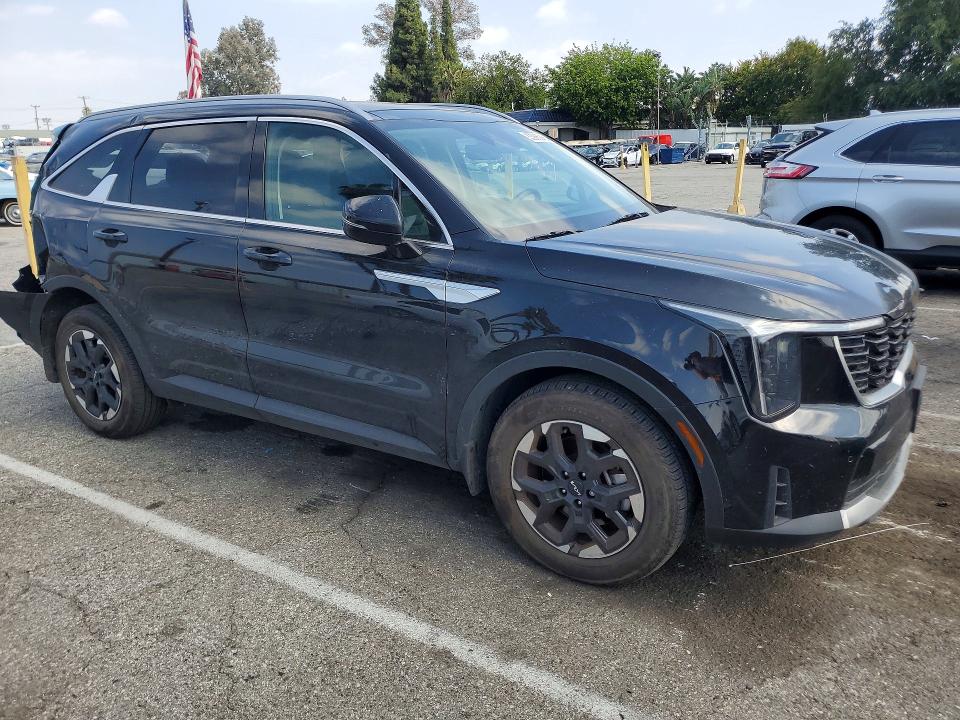 Продажа на аукционе авто 2025 Kia Sorento, vin: 5XYRL4JC8SG384802, номер лота: 53985946