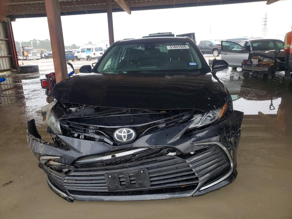 51847606 :رقم المزاد ، 4T1C11AK8RU907189 vin ، 2024 Toyota Camry مزاد بيع