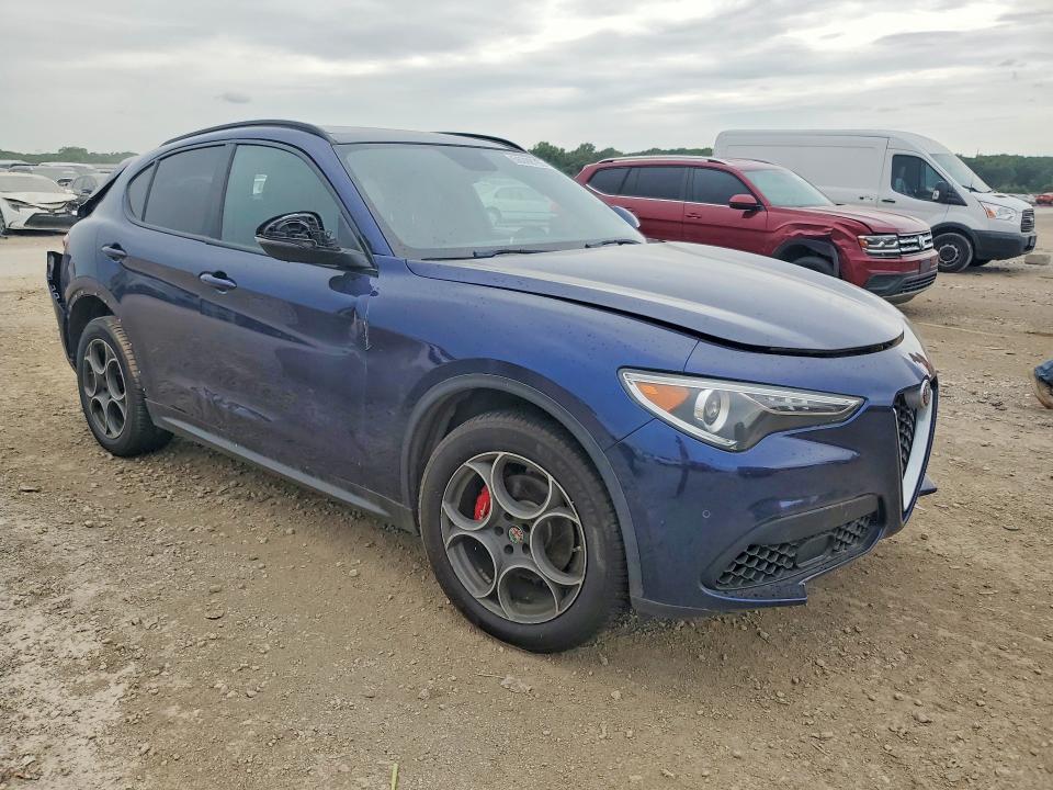 2018 Alfa Romeo Stelvio მანქანა იყიდება აუქციონზე, vin: ZASFAKNN4J7B78596, აუქციონის ნომერი: 55309726