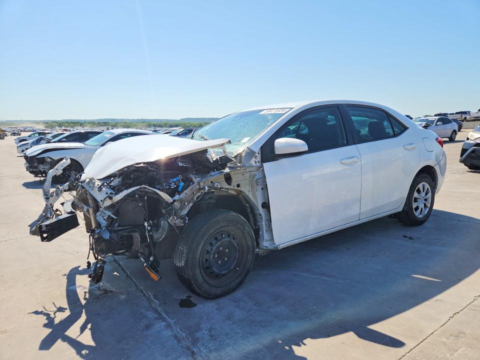 53475326 :رقم المزاد ، 5YFBURHEXHP667242 vin ، 2017 Toyota Corolla مزاد بيع