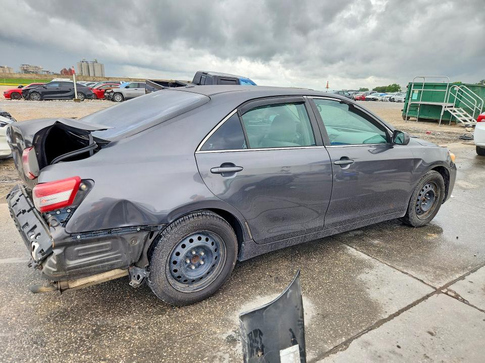 2010 Toyota Camry მანქანა იყიდება აუქციონზე, vin: 4T1BF3EK3AU032935, აუქციონის ნომერი: 54367846