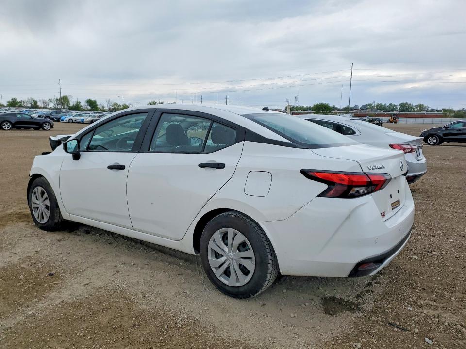 51979996 :رقم المزاد ، 3N1CN8DV5ML816734 vin ، 2021 Nissan Versa مزاد بيع