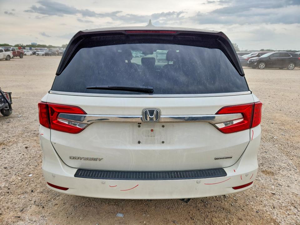 54817606 :رقم المزاد ، 5FNRL6H89JB019449 vin ، 2018 Honda Odyssey مزاد بيع