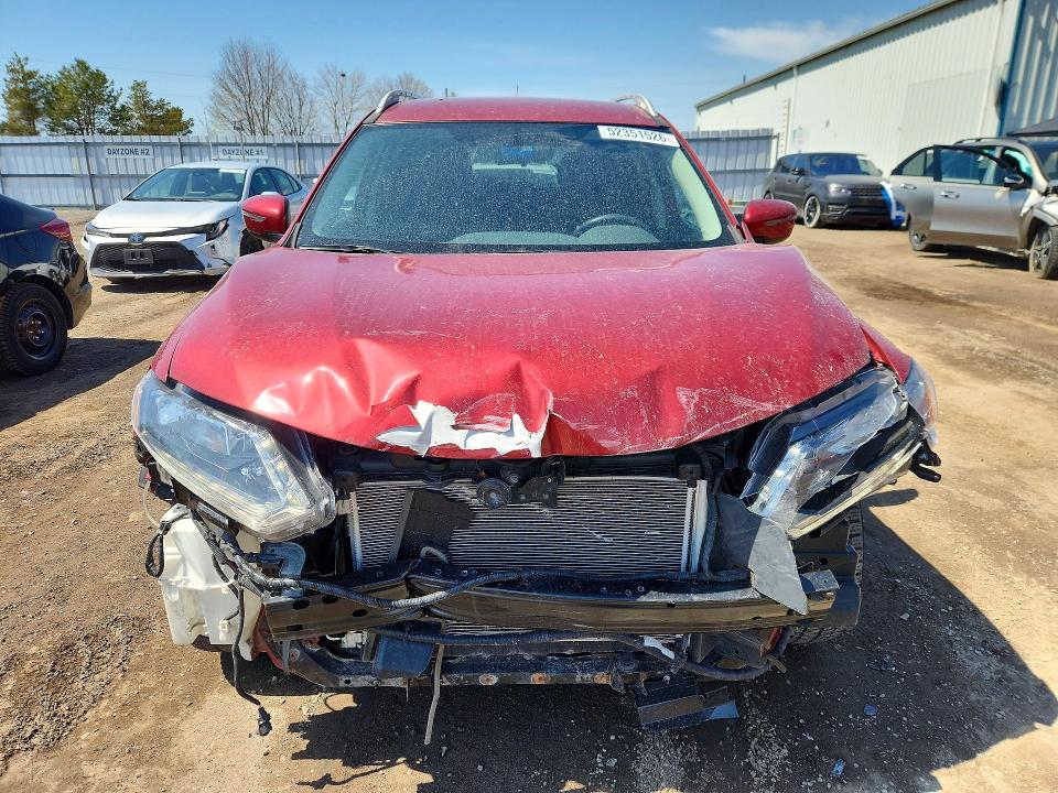 2016 Nissan Rogue მანქანა იყიდება აუქციონზე, vin: 5N1AT2MT5GC870097, აუქციონის ნომერი: 52351526