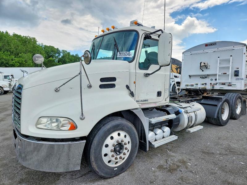 52856246 :رقم المزاد ، 1M1AW02Y2CM022004 vin ، 2012 Mack 600 مزاد بيع