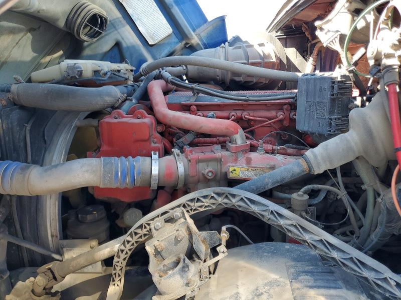 2016 Volvo Vn მანქანა იყიდება აუქციონზე, vin: 4V4NC9TH3GN938613, აუქციონის ნომერი: 54679616