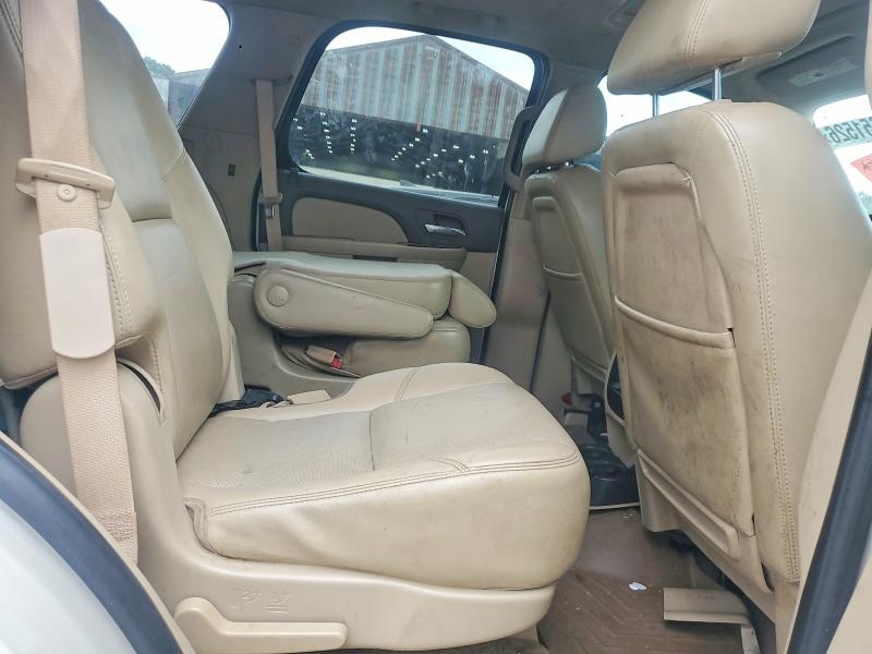 52651526 :رقم المزاد ، 1GNFC33J49R260215 vin ، 2009 Chevrolet Tahoe مزاد بيع