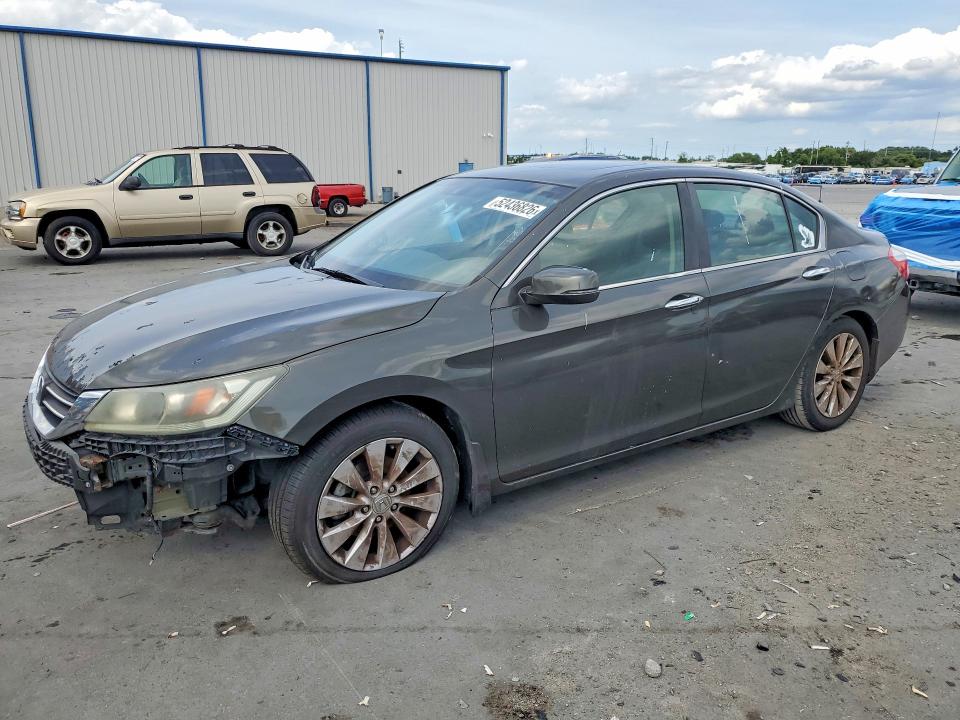 Auction sale of the 2013 Honda Accord, vin: 1HGCR2F89DA107593, lot number: 52436826