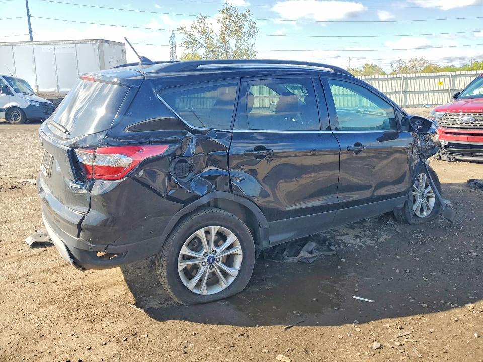 53264336 :رقم المزاد ، 1FMCU9HDXJUA99090 vin ، 2018 Ford Escape مزاد بيع