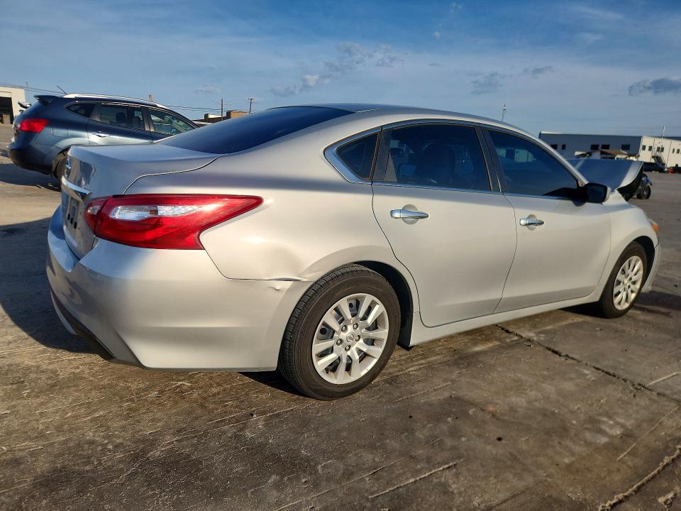 Aukcja sprzedaży 2017 Nissan Altima, vin: 1N4AL3AP9HN350336, numer aukcji: 52333386