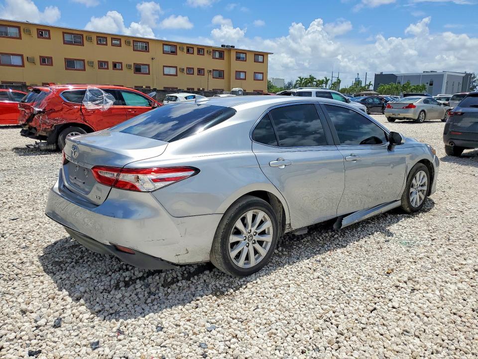 2020 Toyota Camry მანქანა იყიდება აუქციონზე, vin: 4T1C11AK9LU861296, აუქციონის ნომერი: 54356706