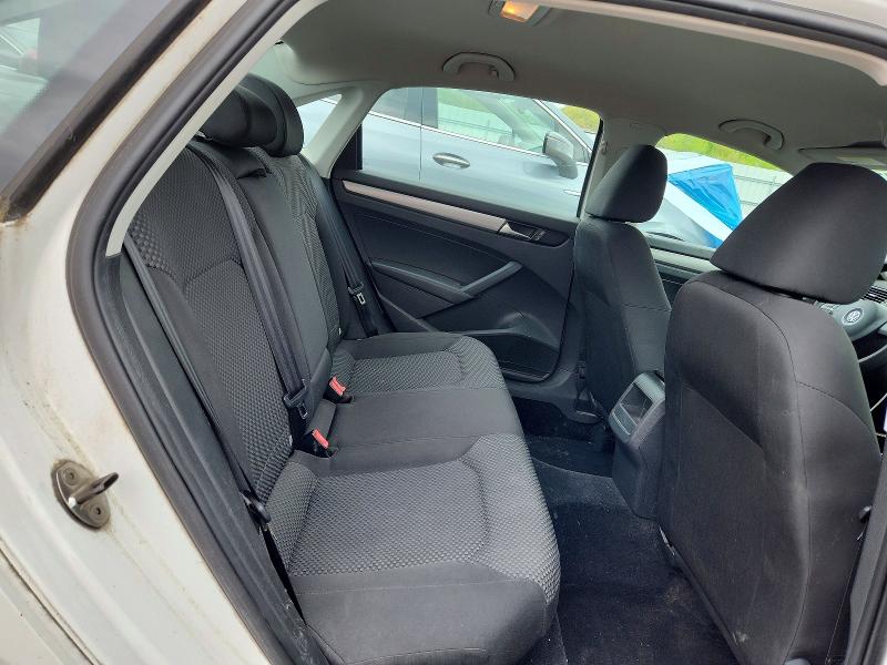53745476 :رقم المزاد ، 1VWAP7A39DC010268 vin ، 2013 Volkswagen Passat مزاد بيع
