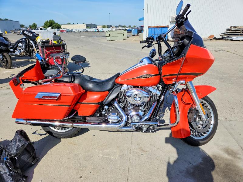52237196 :رقم المزاد ، 1HD1FS4179Y639877 vin ، 2009 Harley-davidson Fltr مزاد بيع